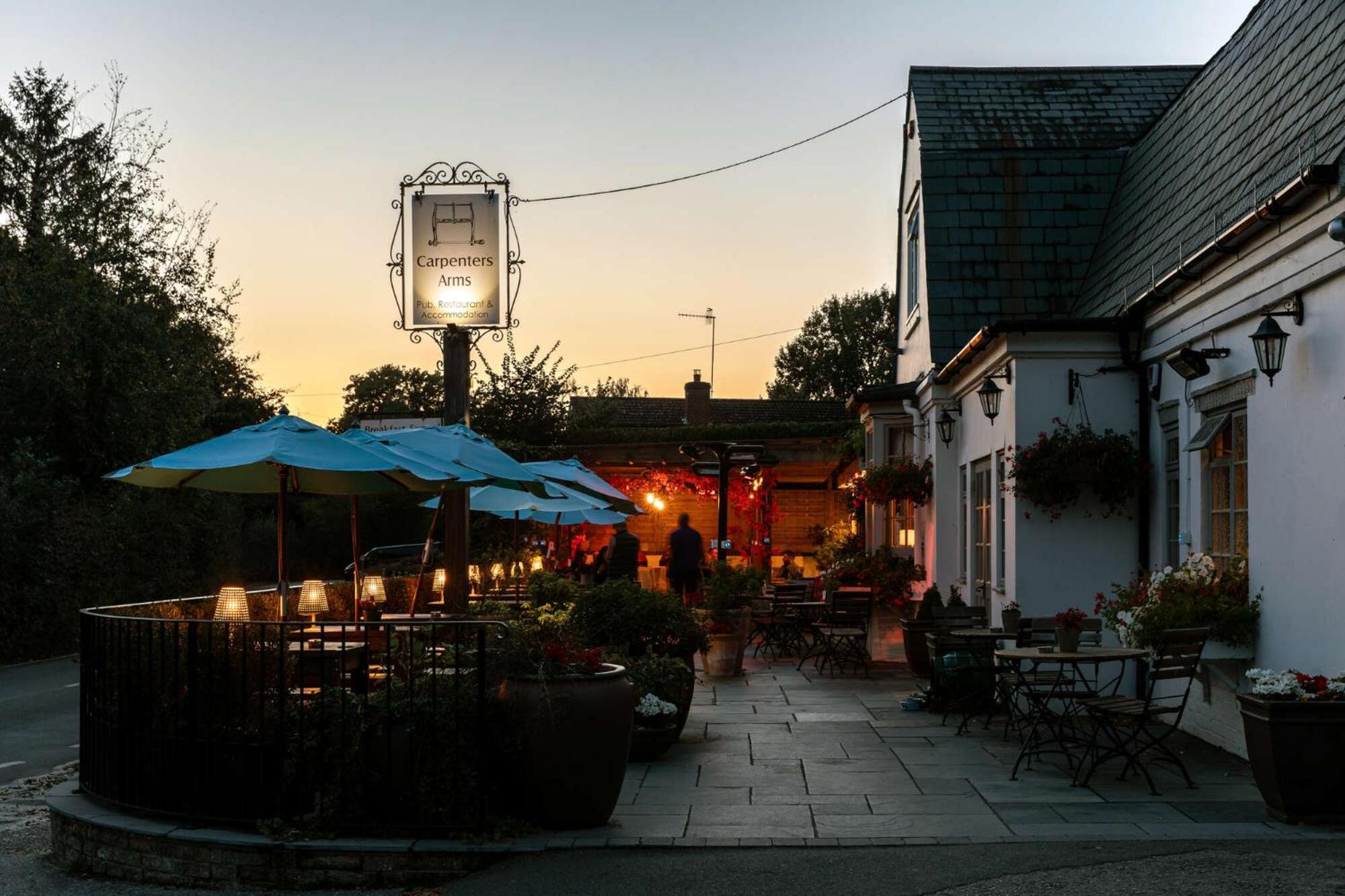 فندق The Carpenters Arms تونبردج المظهر الخارجي الصورة
